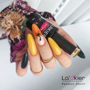 Dyniowy manicure Lakier