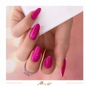 Zestawy do manicure klasycznego oliwka  nożyczki  2 x polerka  patyczki drewniane  1 x lakier 10ml