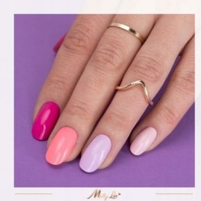 Zestawy do manicure klasycznego oliwka  nożyczki  2 x polerka  patyczki drewniane  1 x lakier 10ml