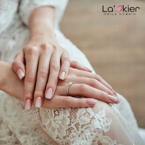 30x Lakier hybrydowy La'kier (kolory do wyboru) + kuferek etui