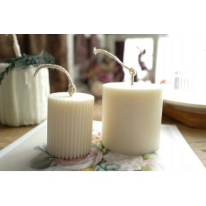 Gratis do zakupów zapachowa świeca męskie perfumy + zawieszka