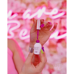 Saute Nails S215 Saute 8ml półtransparentny róż kolorowy lakier hybrydowy do paznokci
