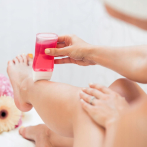 Xanitalia Doll Zestaw do depilacji ciała - podgrzewacz z bazą + 4x wosk w rolce 100ml (do wyboru) + paski