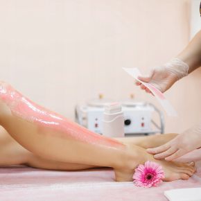 Zestaw do depilacji bezpaskowej i paskowej BIAŁA CZEKOLADA podgrzewacz wosk twardy w puszce ItwalWax lotion 